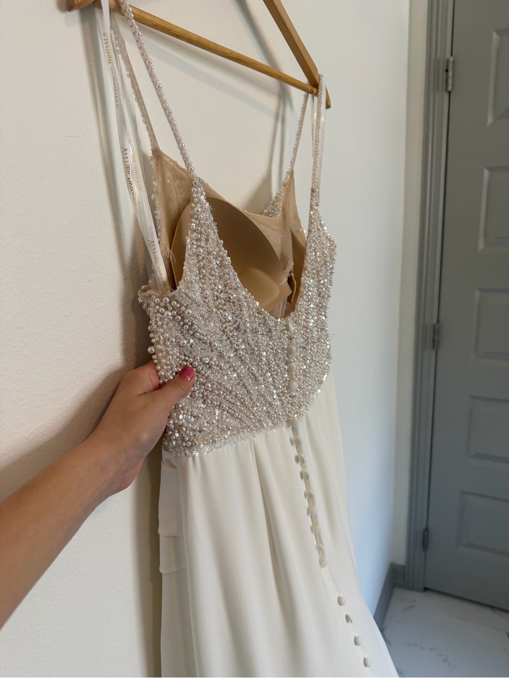Allure Bridal A1169 Wedding Dress Size 10 Ivory Pearl Beade Mermaid Gown unworn - Picture 12 of 13